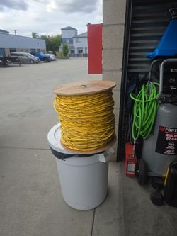 BIG roll of yellow tope