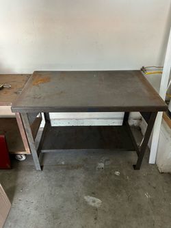 Strong hold Metal workbench