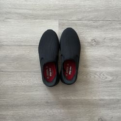 Men’s Skechers/ Slip-In/ Slip Resistant/ Brand New 