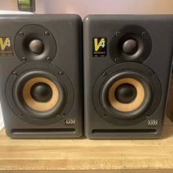 PAIR of KRK V4 Series 2 II Bi-Amplified Studio Monitors Powered Speakers