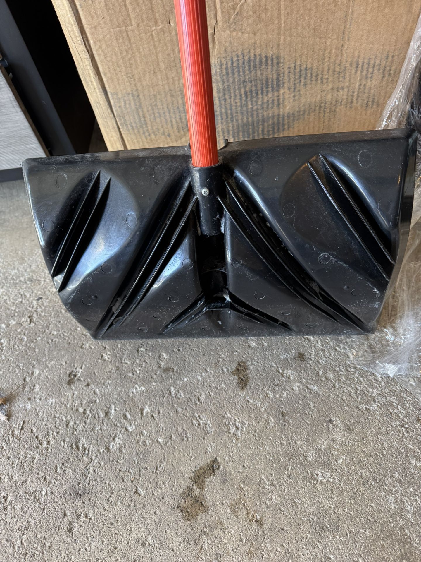 Snow Pusher Shovel