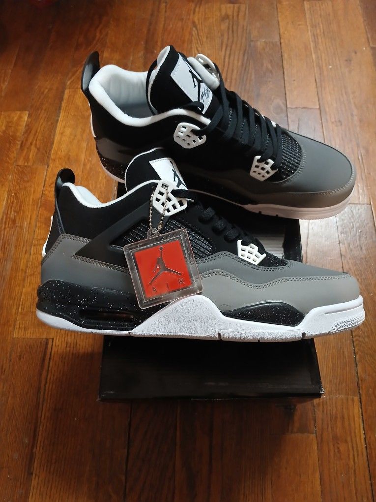 Air Jordan 4s Size 12