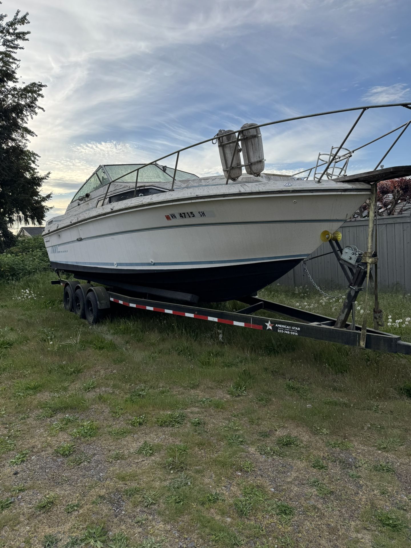 Free Boat 1983 Sea Ray Sundancer No Trailer The Trailer Is Worth 7k By It Self