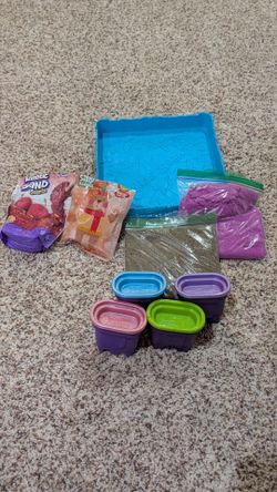 Kinetic sand