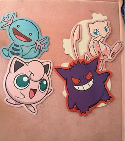 Pokémon 30th anniversary rare mew & gengar display