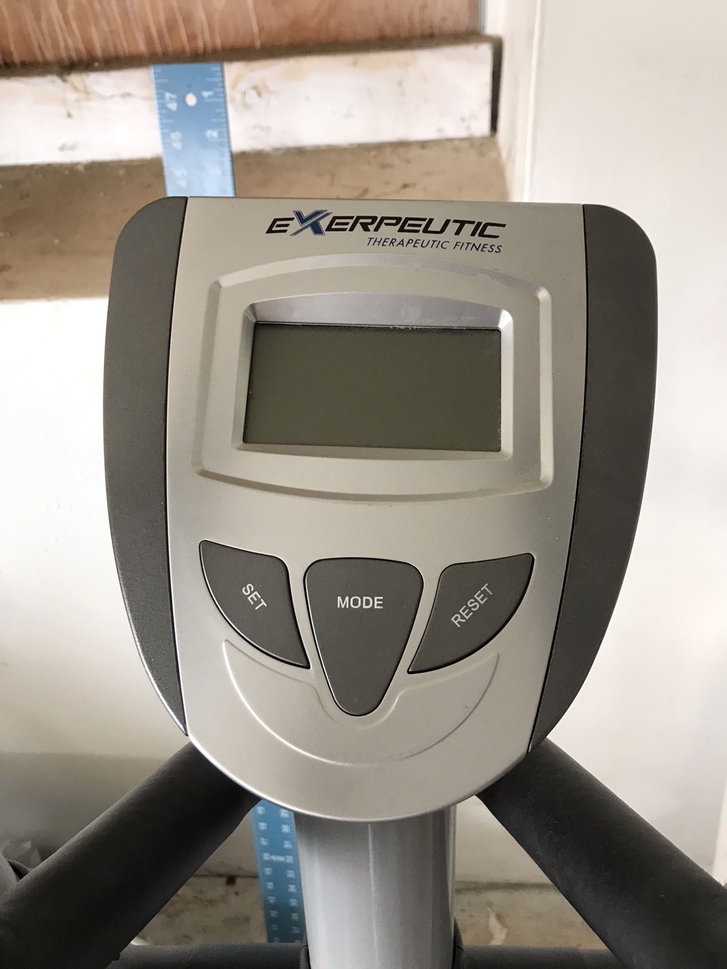 Exerpeutic Elliptical Machine for Sale in Anaheim CA OfferUp