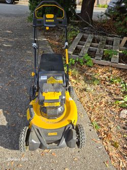 Dewalt mower, almost new