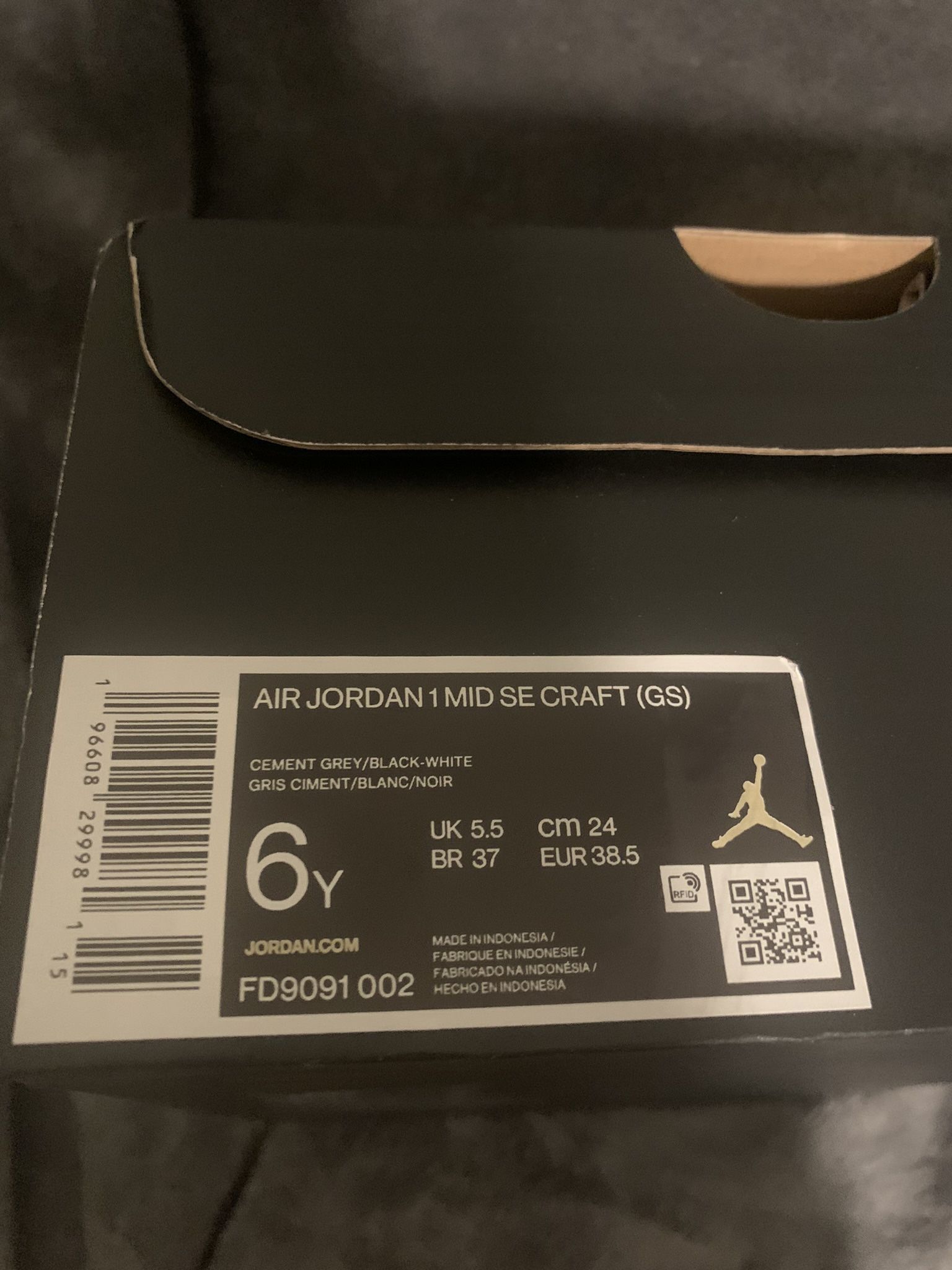 Air Jordan 1 Mid SE Craft