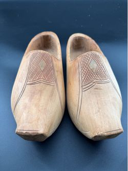 Beautiful  Carved Wood Dutch Clogs/Shoes