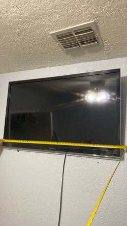 43” Panasonic TV works excellent, barely used.