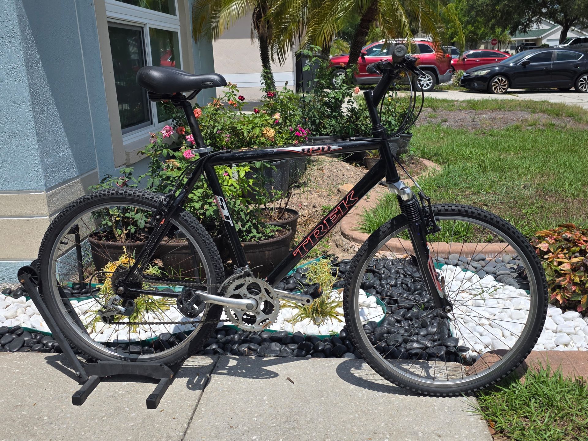 π² Trek 820 Singletrack Mountain Bike β XL Frame β $100