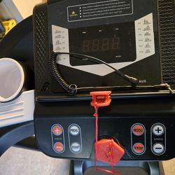 Treadmill Less Than 20hr.used.