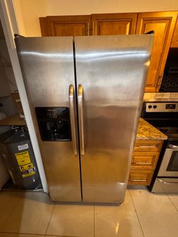 Refrigerator in excellent condition.