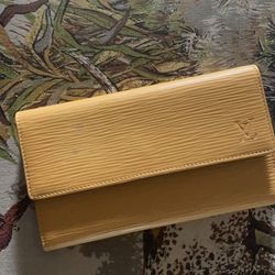 Louis Vuitton Wallet