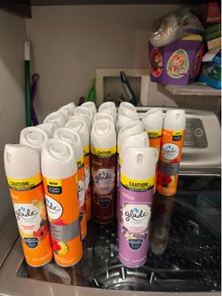 Brand new glade sprays (24) for ($30)(Cash only)(price is firm)