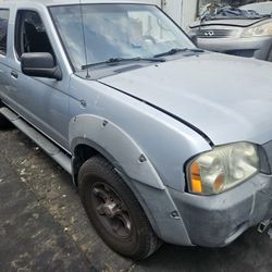2003 Nissan Frontier 4x4 Parts Only