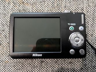 Black Nikon Coolpix S220 Digital Camera