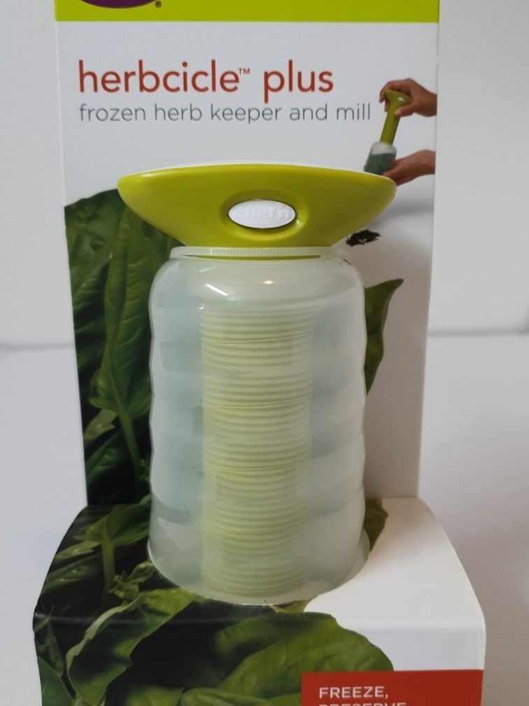Chef'n Herbcicle Plus Frozen Herb Keeper And Mill Freeze Preserve Grind Herbs, Chef'n Herbcicle Plus.Condition is New " Used to freeze fresh herbs f
