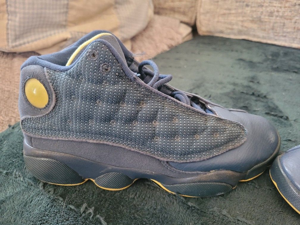 AIR JORDAN 13s SNEAKERS / SIZE 3Y / NO BOX / $50 OBO