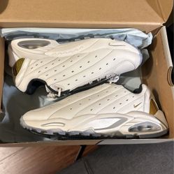 Nike Nocta