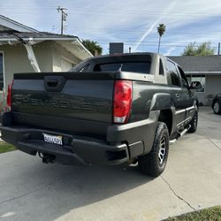 2004 Chevy Avalancha 