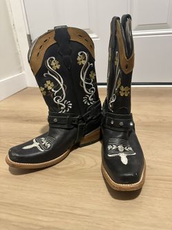Women’s Girl Boots