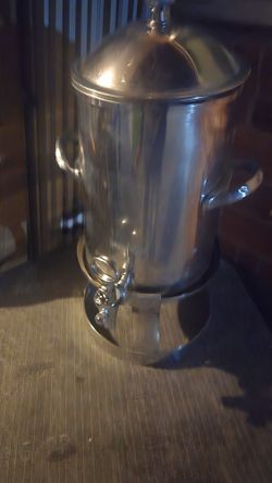 COFFEE SERVING URN