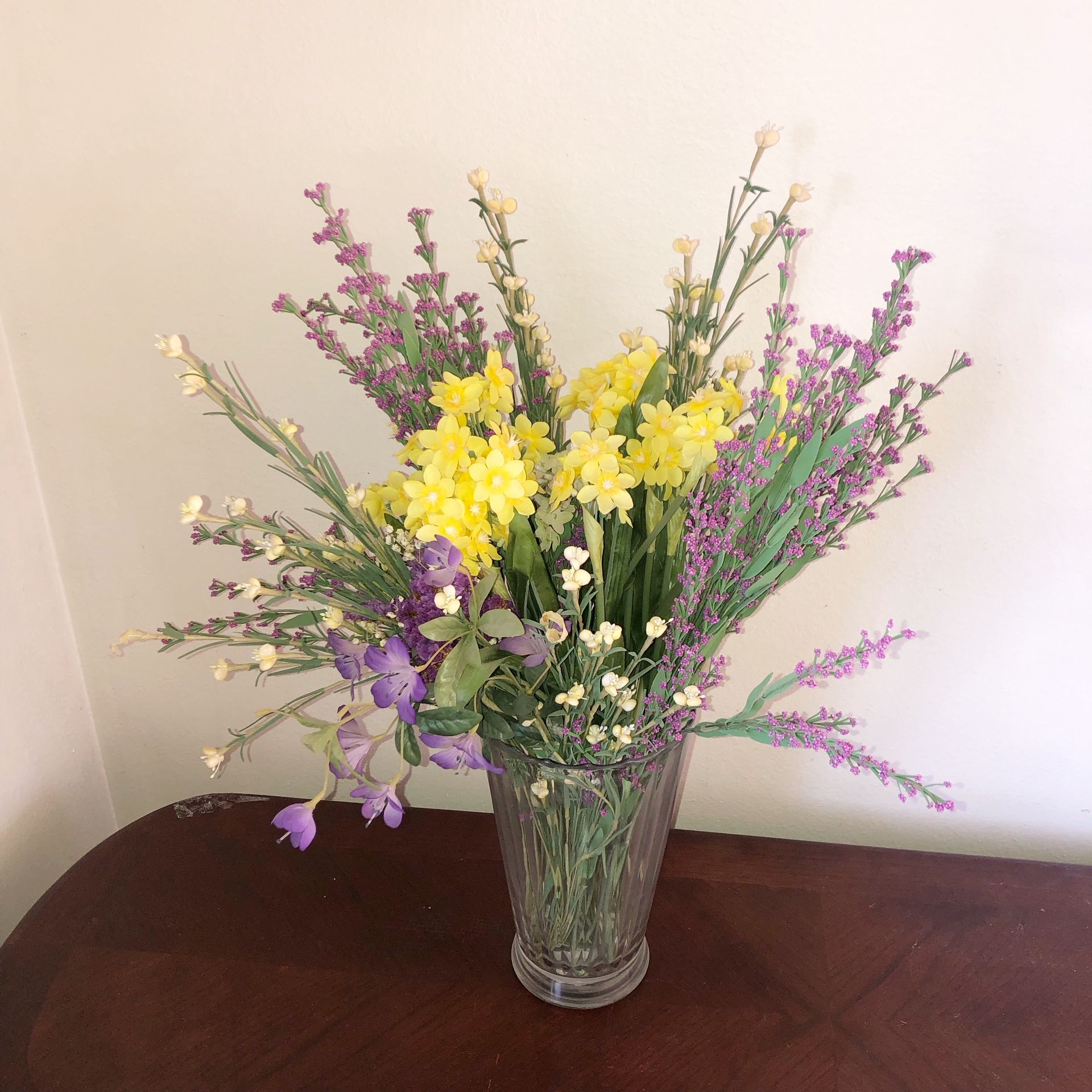 Beautiful Glass Vase With Flowers  Approx 26” High 