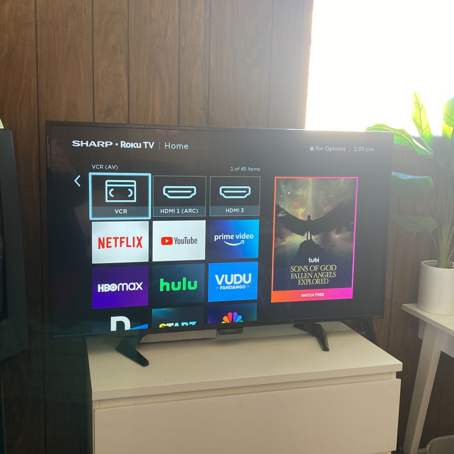 Smart TV 39” SHARP Roku TV
