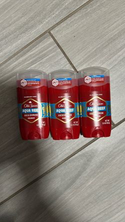 Desodorante Old Spice 3 × $15