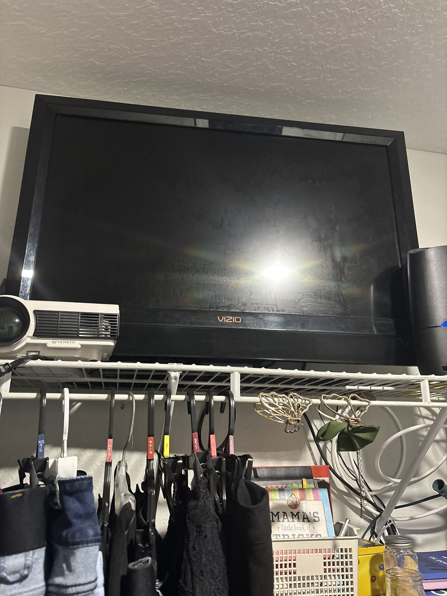 VIZIO TV