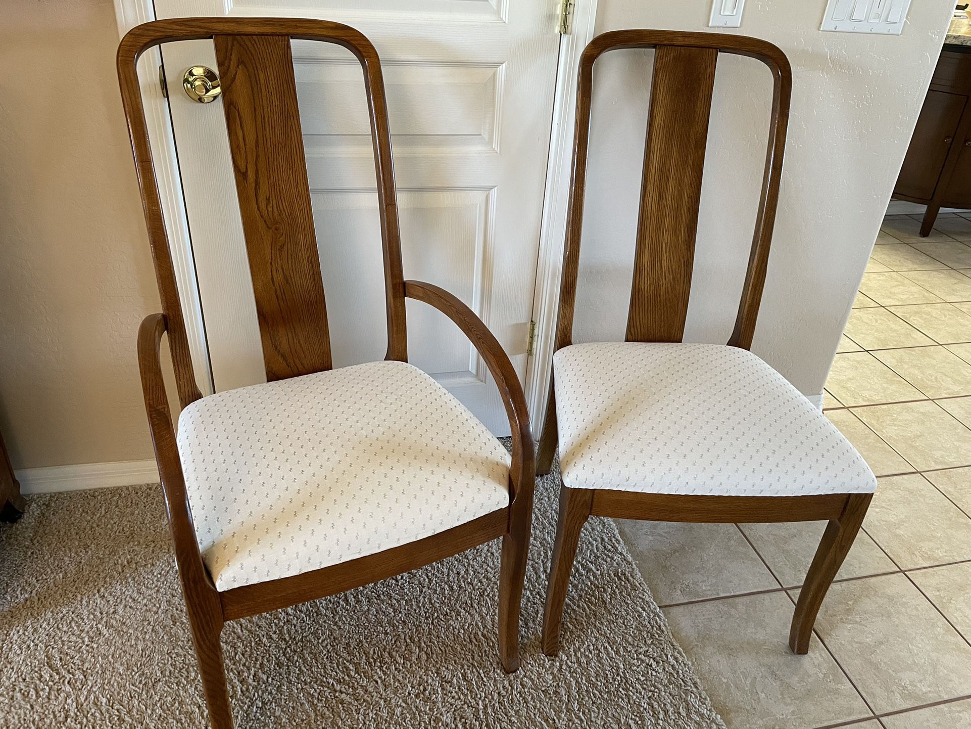 Dining Chairs, Thomasville Solid Oak Set Of 8, 2 Arm Chairs, 6 Side Chairs.