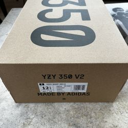 adidas Yeezy Boost 350 V2 Bone Size 12.5