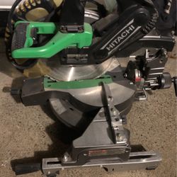 HITACHI C12FDH 12” COMPOUND MITER SAW 