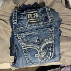 Bundle Of 4 Sz 33 & Sz 34 Rock Revival & Buckle Jeans