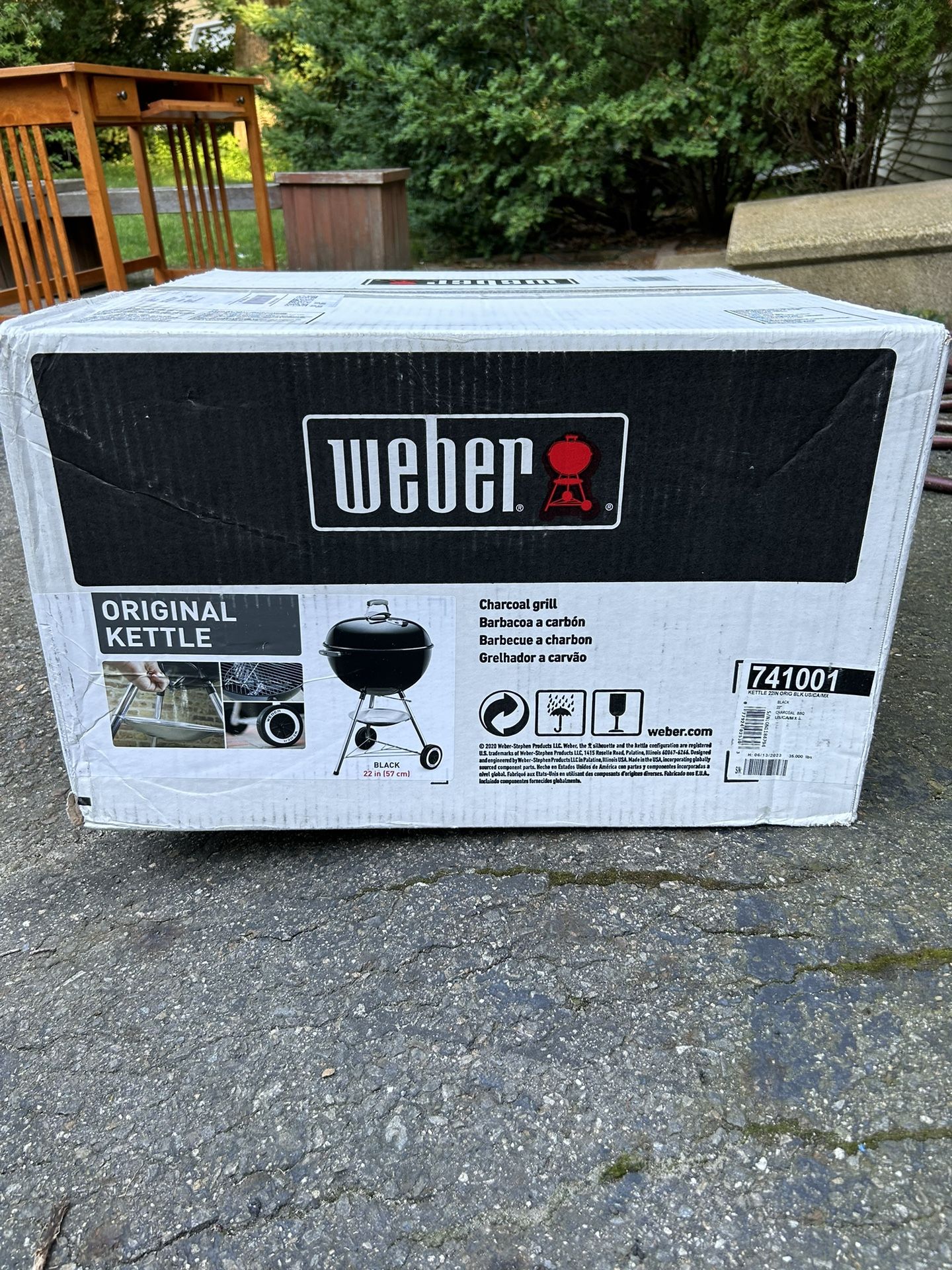 Weber Original Kettle Charcoal Grill - New in Box