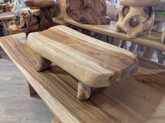 Small plant riser/low stool