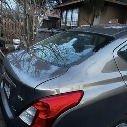 Nissan Versa 
