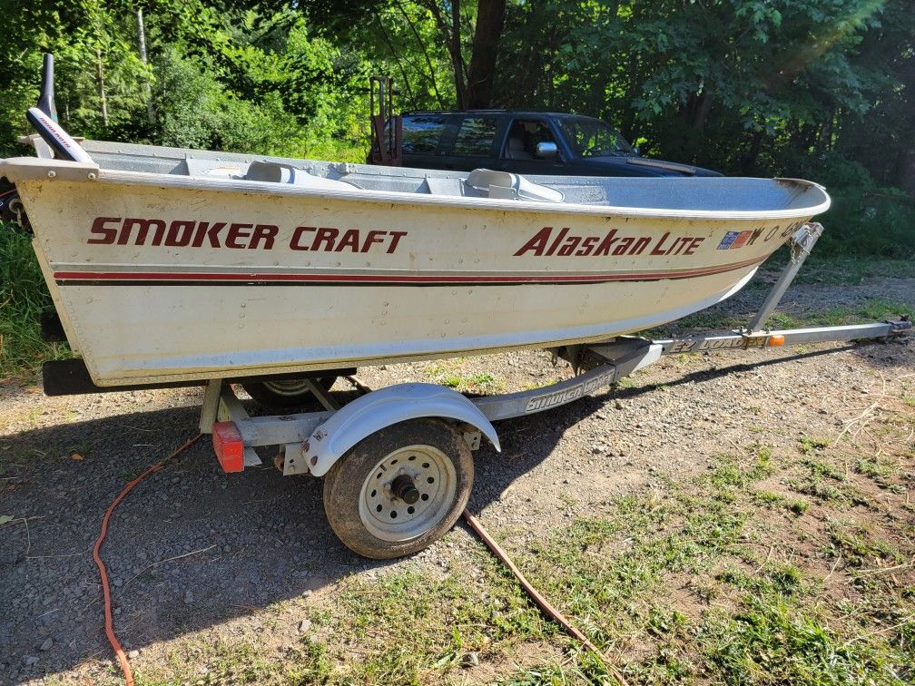 12 Ft Smoker Craft Alaskan Lite for Sale in Skok, WA OfferUp