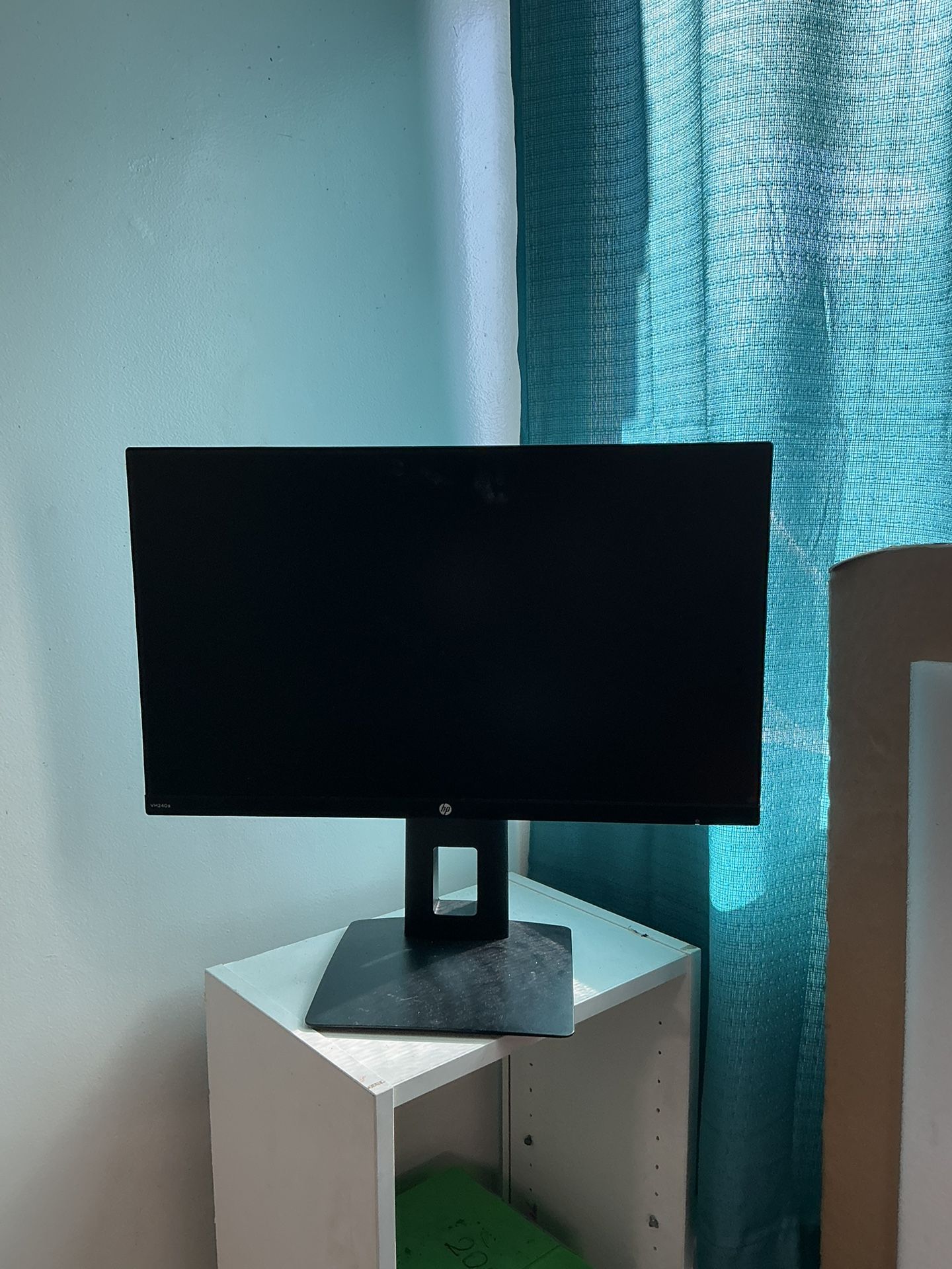 24in Hp HDMI VGA Monitor