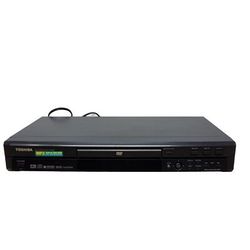 Magnavox MDV456/17 progressive scan digital DVD and CD player.