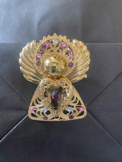 Gold Tone Angel Pin 