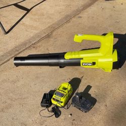 RYOBI ONE+ 18V 90 MPH 250 CFM Cordless Battery Leaf Blower/Sweeper with 2.0 Ah Battery and Charger