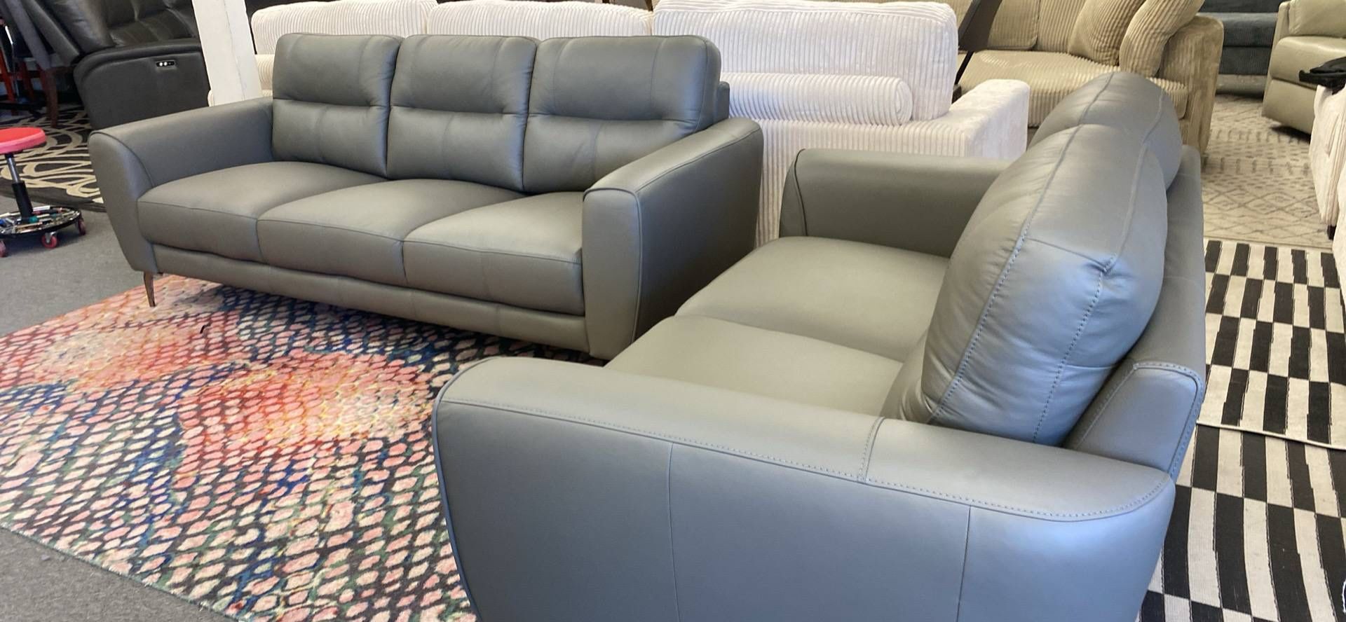 New  Leather Couch and Loveseat! Includes Free Delivery 🚚! Free Assembly!