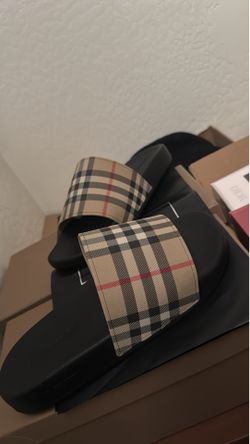 Burberry check slides
