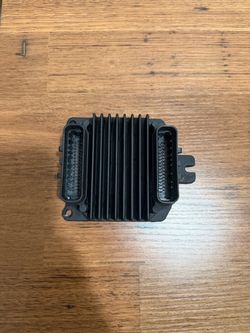 computadora electrónica de motor marino MerCruiser 7.4 MPI.