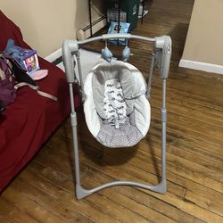Graco Baby Swing