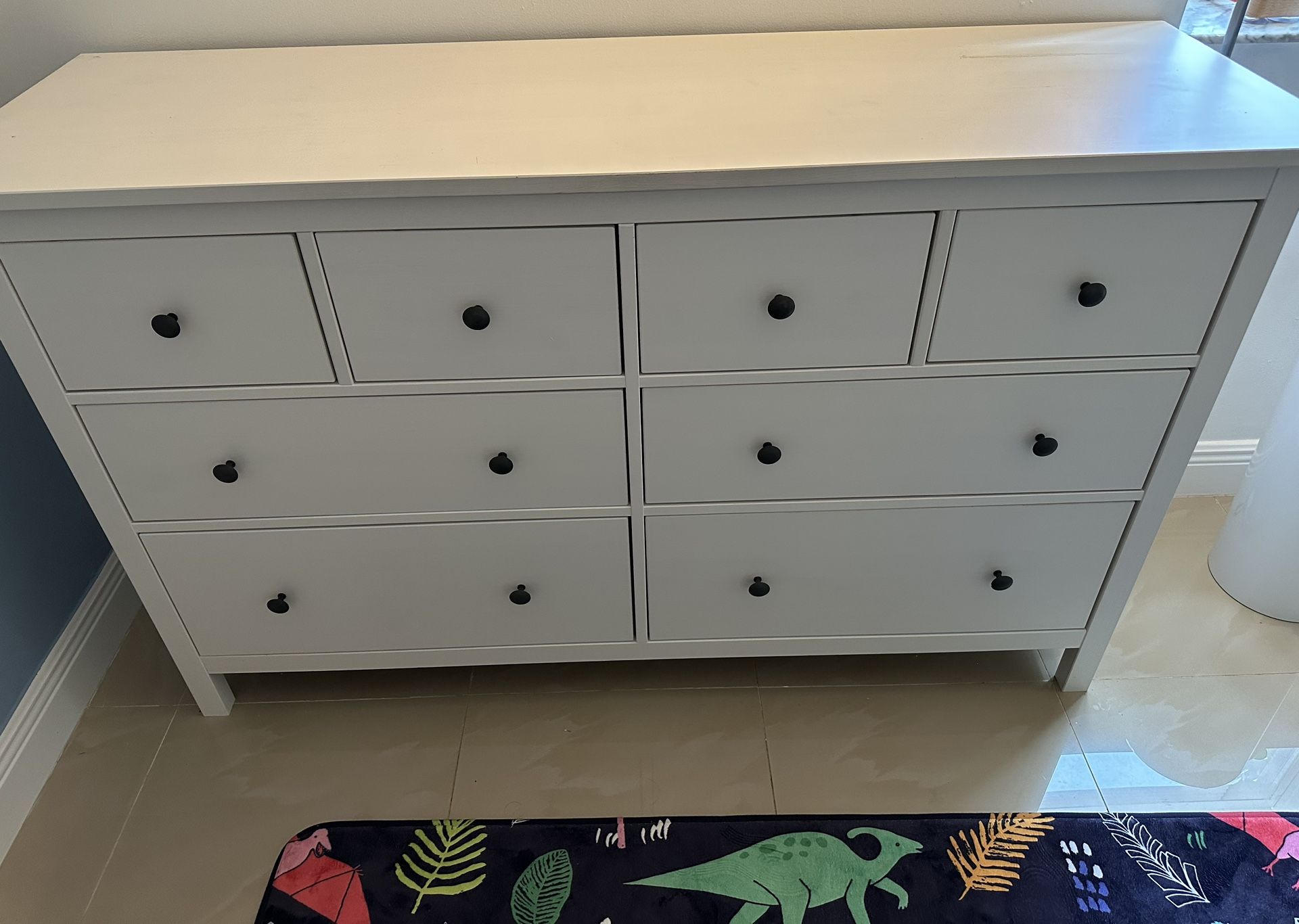 White Dresser for Sale in Sunny Isles Beach, FL OfferUp