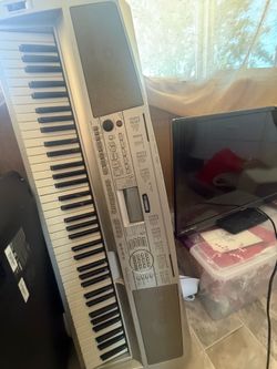 Keyboard piano