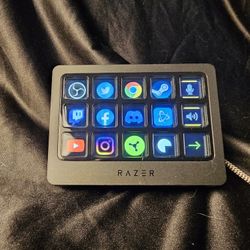 
Razer Stream Controller X – Like New, Perfect for Streaming!